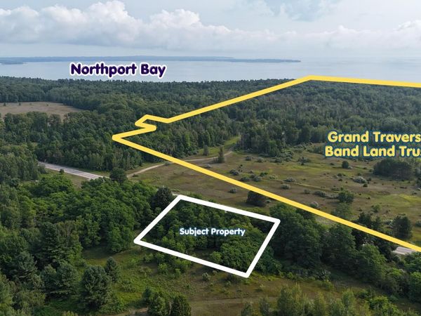 7801 West Bay Shore Drive S, Northport, MI 49670