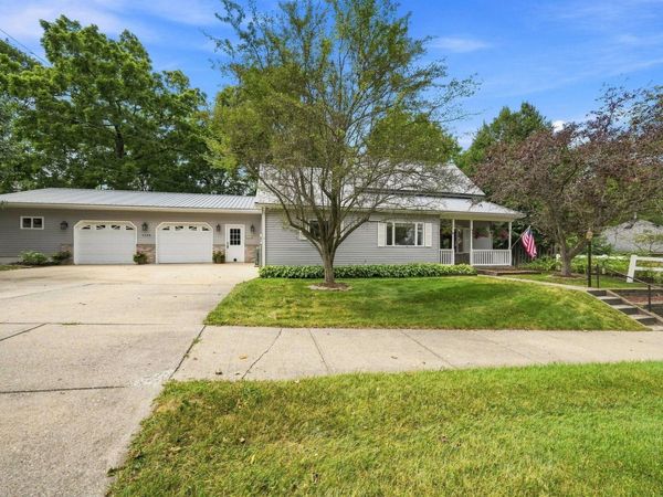 1126 Laurel Street, Cadillac, MI 49601