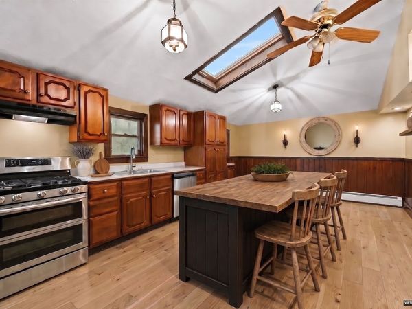 243 Bartlett Road, Plymouth, MA 02360