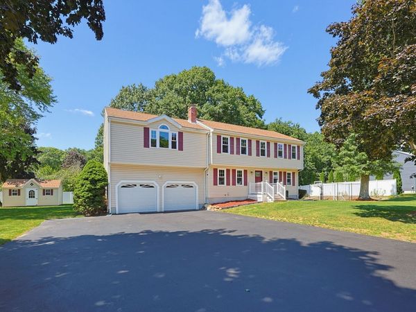 36 Westcott Rd, Hopedale, MA 01747