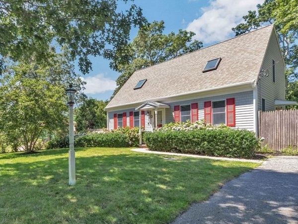 9 Elaine Road, Barnstable, MA 02601