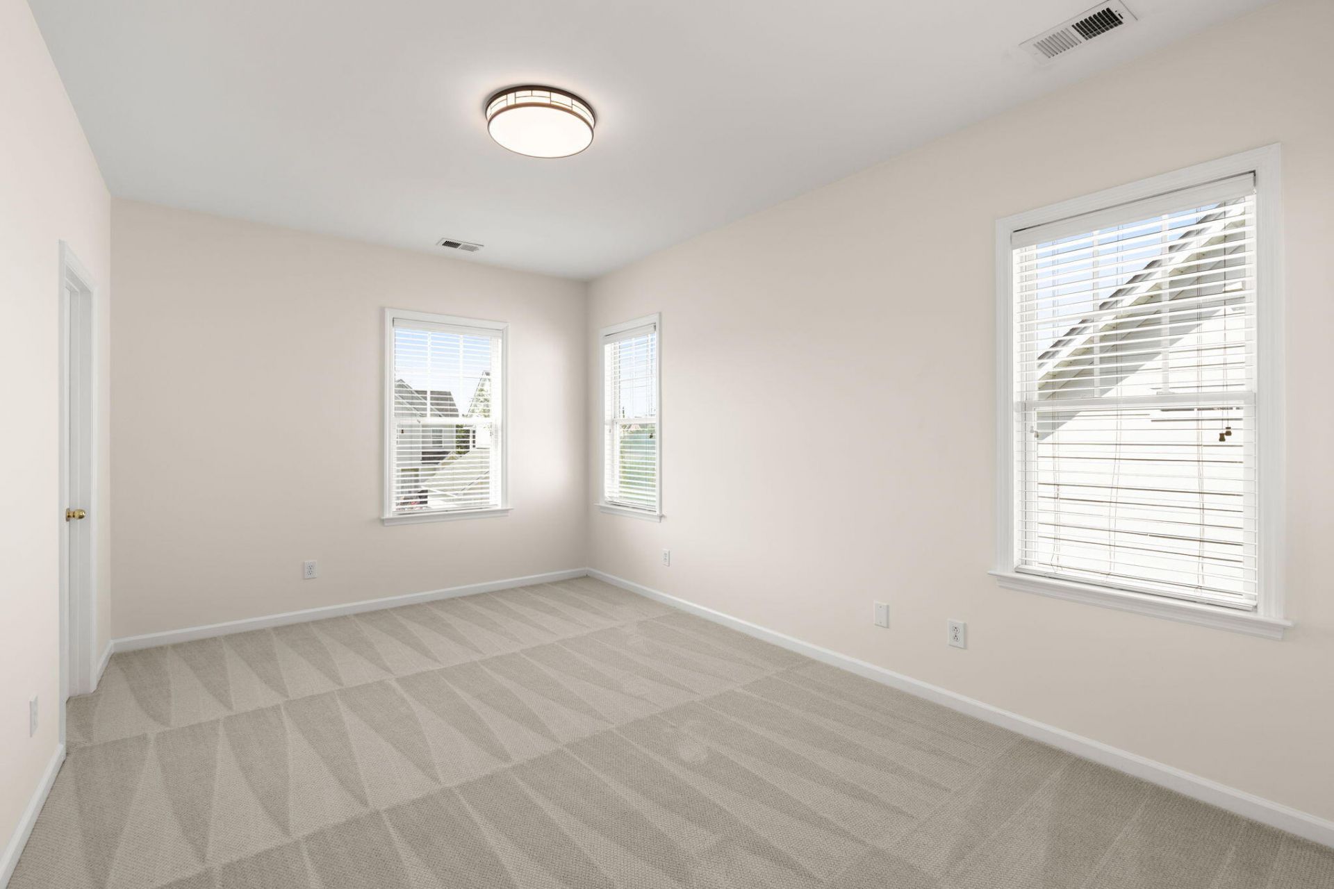 119 Trillium Avenue Photo 25