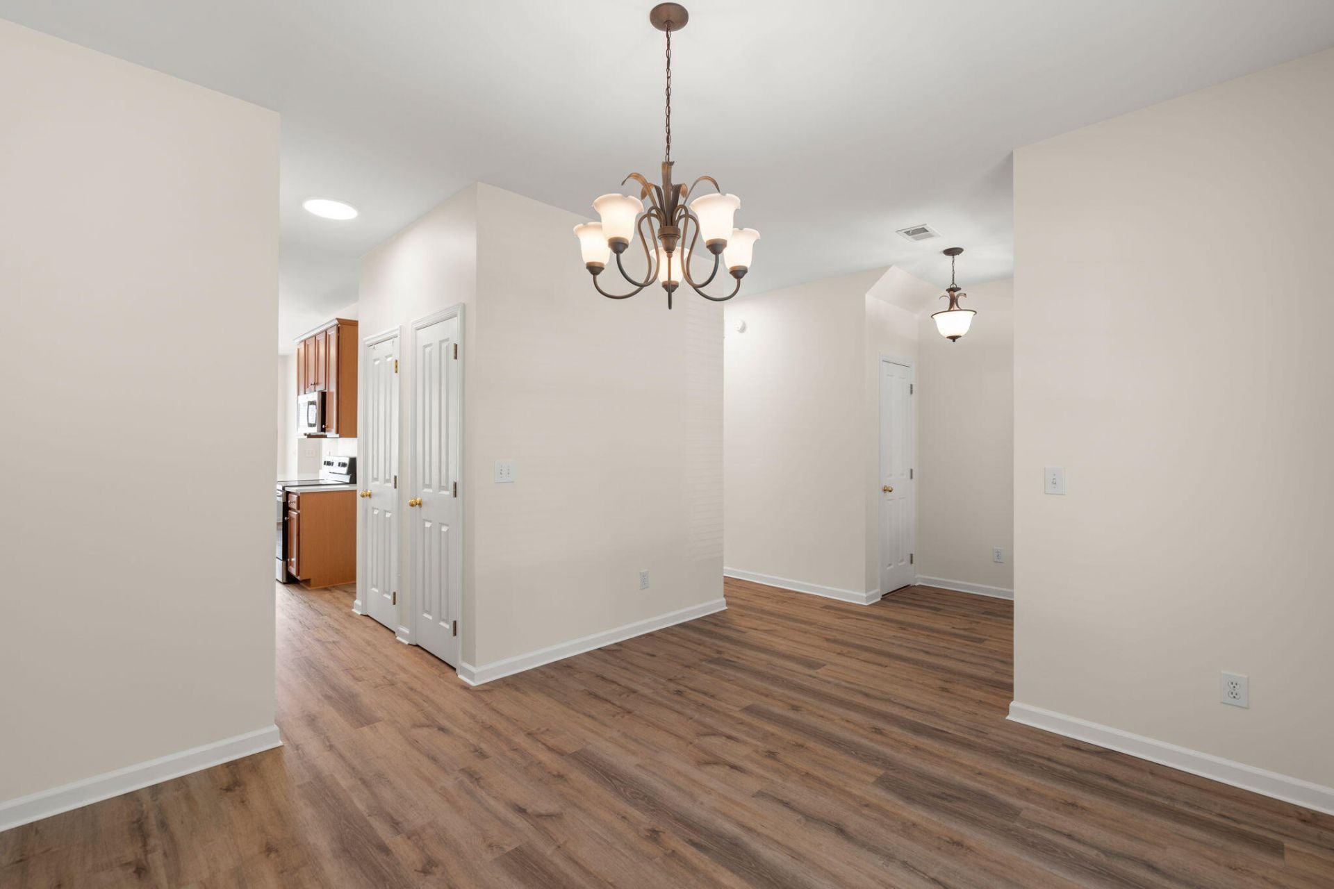119 Trillium Avenue Photo 6