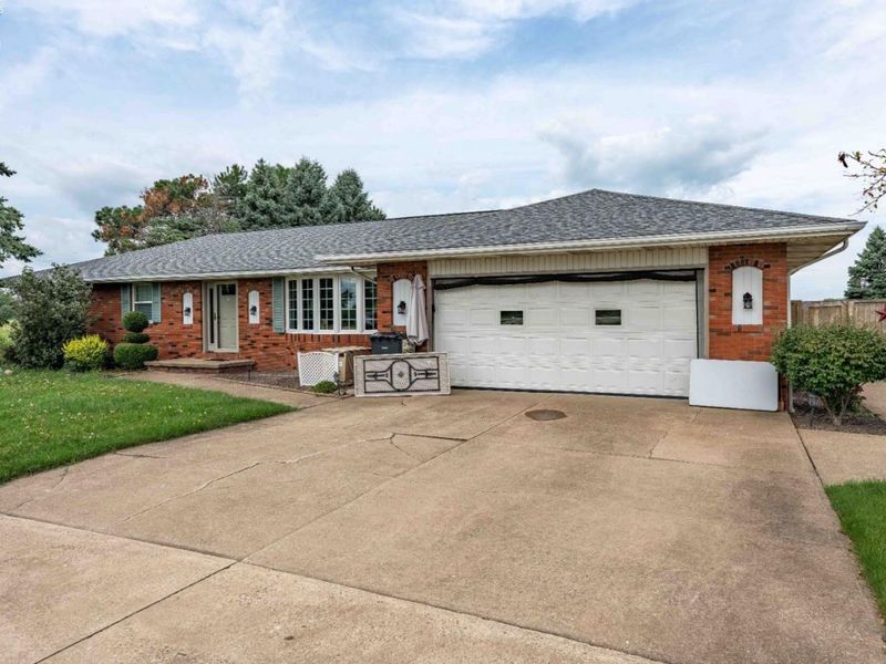 4253 W Harbor Road, Port Clinton, OH 43452 Photo 2
