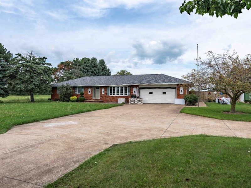 4253 W Harbor Road, Port Clinton, OH 43452 Photo 3