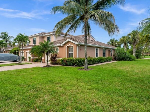 14105 Winchester CT , Unit 504, NAPLES, FL 34114