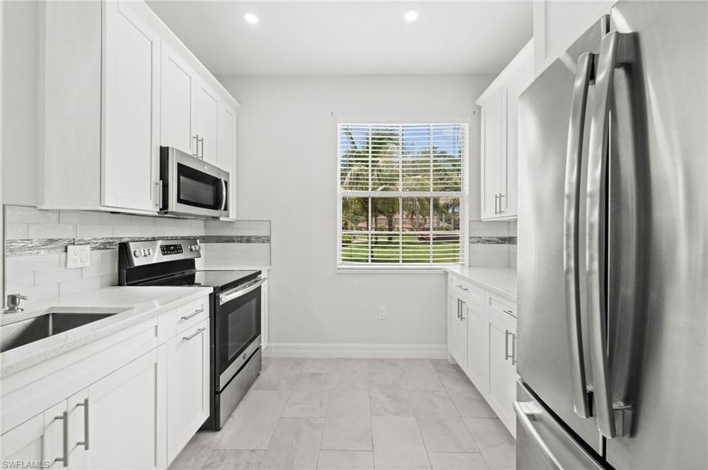 14105 Winchester Ct , Unit 504, Naples, FL 34114 Photo