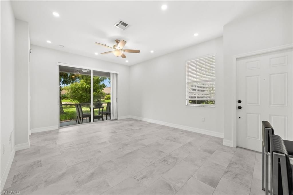 14105 Winchester Ct , Unit 504, Naples, FL 34114 Photo