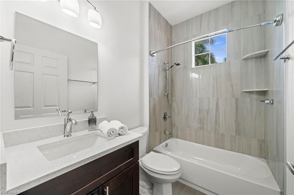 14105 Winchester Ct , Unit 504, Naples, FL 34114 Photo