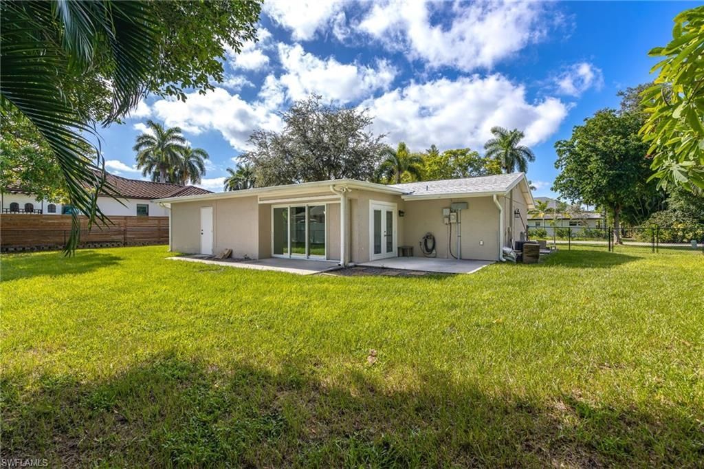 1223 Biltmore Dr , Fort Myers, FL 33901 Photo