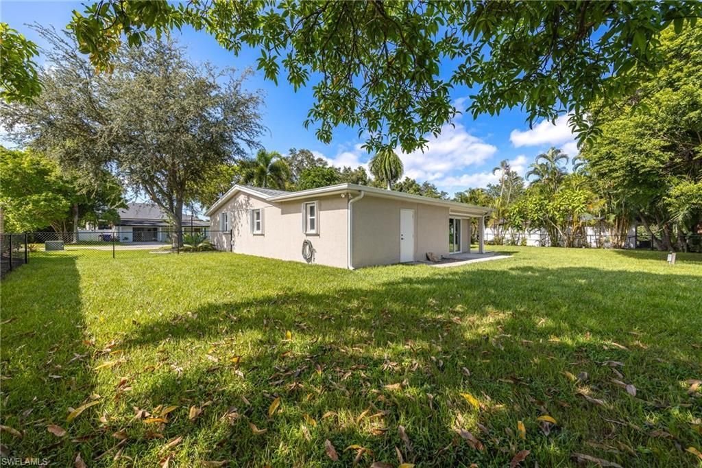 1223 Biltmore Dr , Fort Myers, FL 33901 Photo