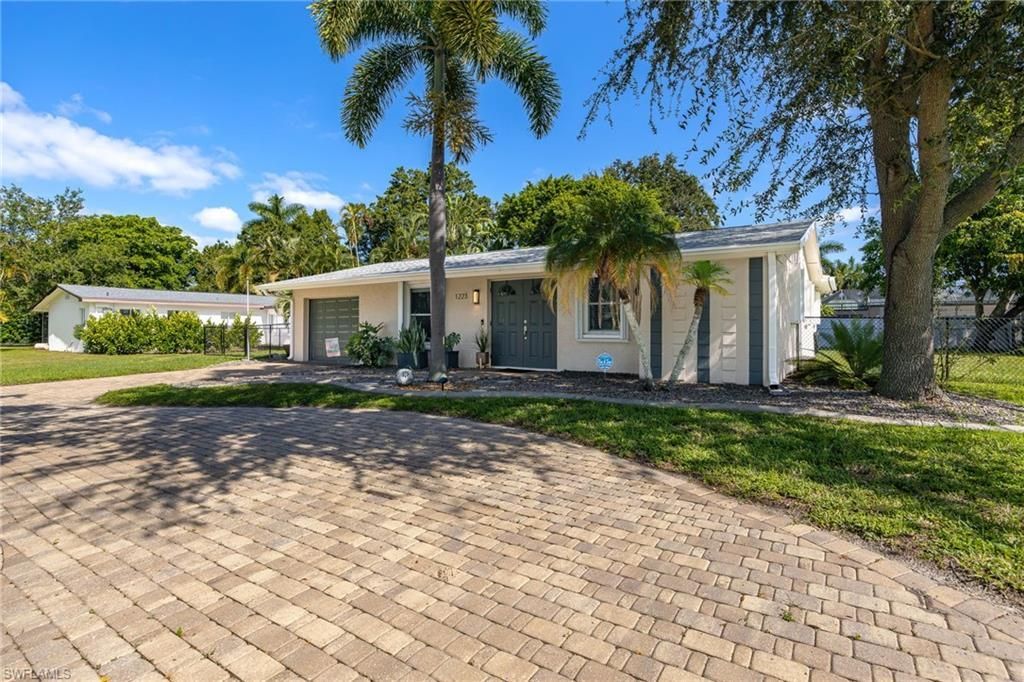 1223 Biltmore Dr , Fort Myers, FL 33901 Photo
