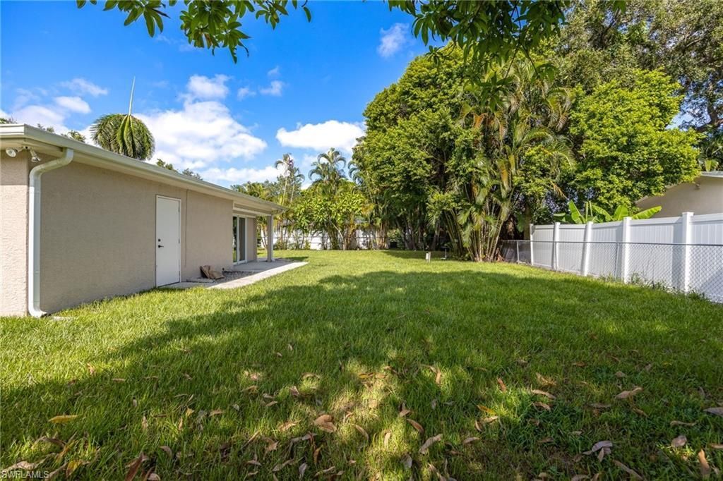 1223 Biltmore Dr , Fort Myers, FL 33901 Photo