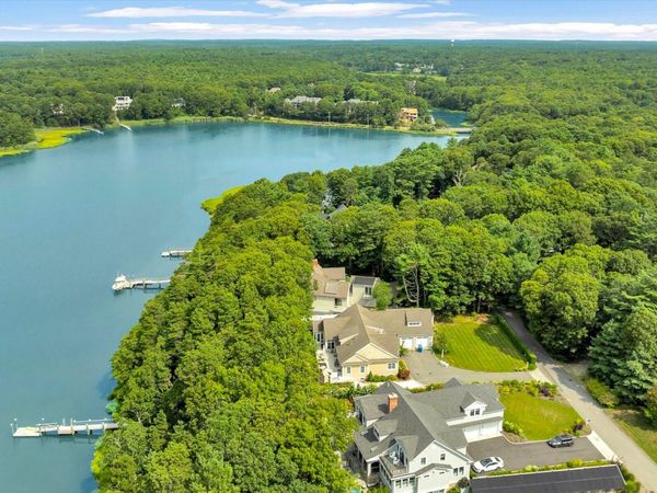 132 Bay Road , Cotuit, MA 02635