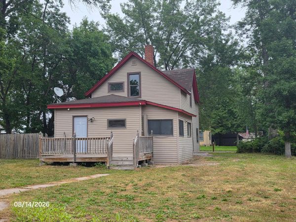 31 Ripley Street E, Litchfield, MN 55355