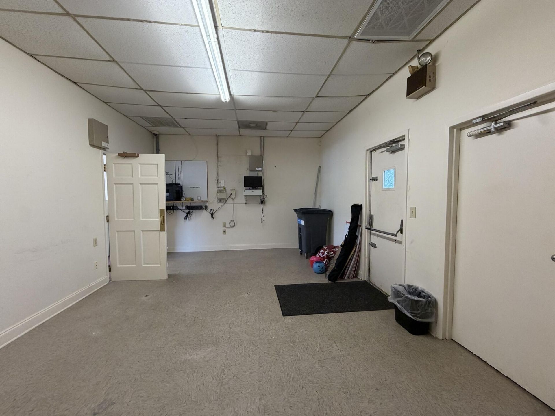 2110 Greenridge Road  Photo 9