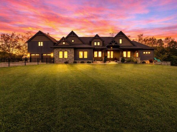 4190 Brownsville Road SE, Newark, OH 43056