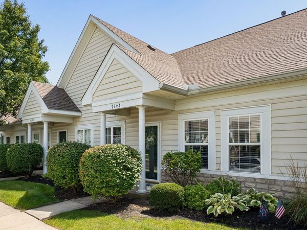 7147 Colonial Affair Drive, Unit 4, New Albany, OH 43054