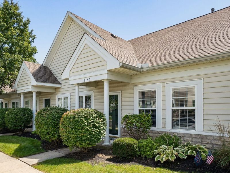 7147 Colonial Affair Drive, Unit 4, New Albany, OH 43054 Photo 3