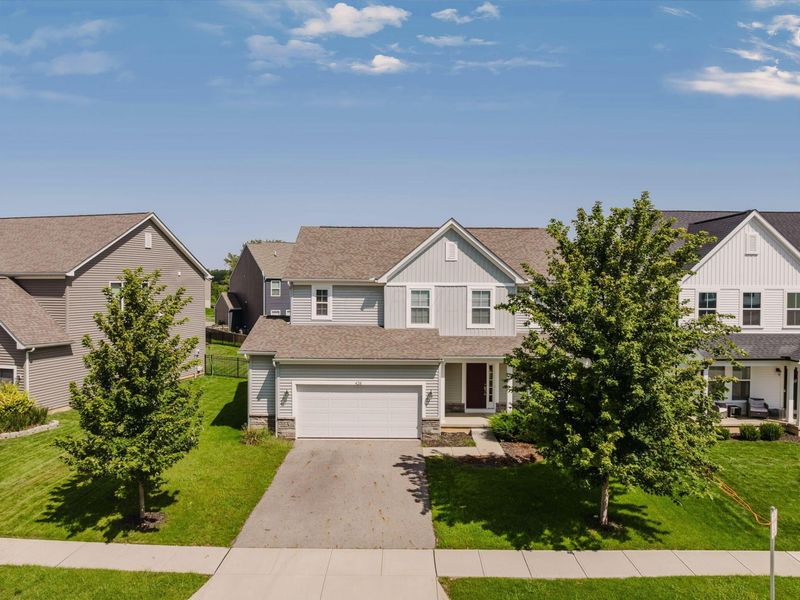 426 Oakland Hills Loop, Commercial Point, OH 43116 Photo 2