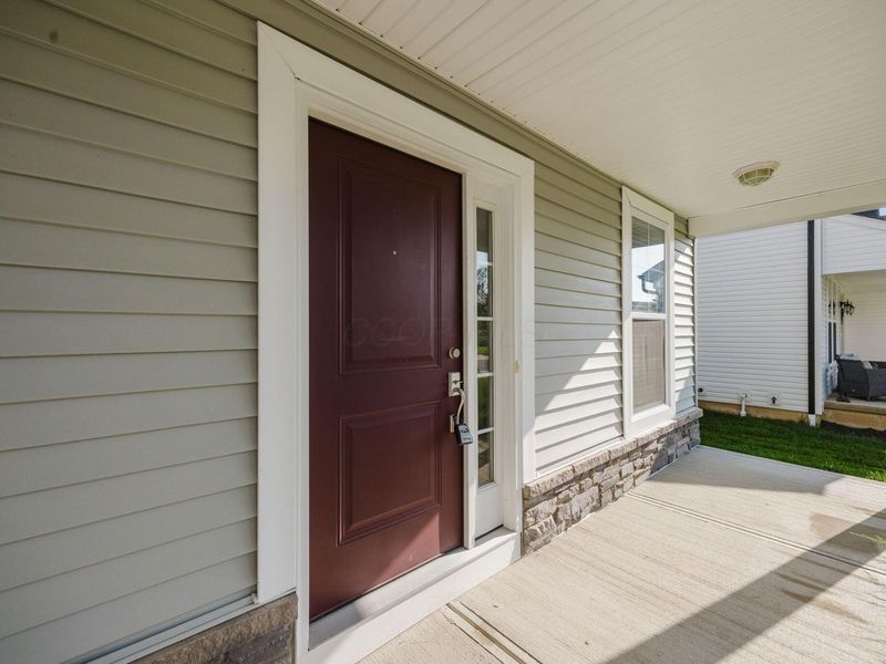 426 Oakland Hills Loop, Commercial Point, OH 43116 Photo 6