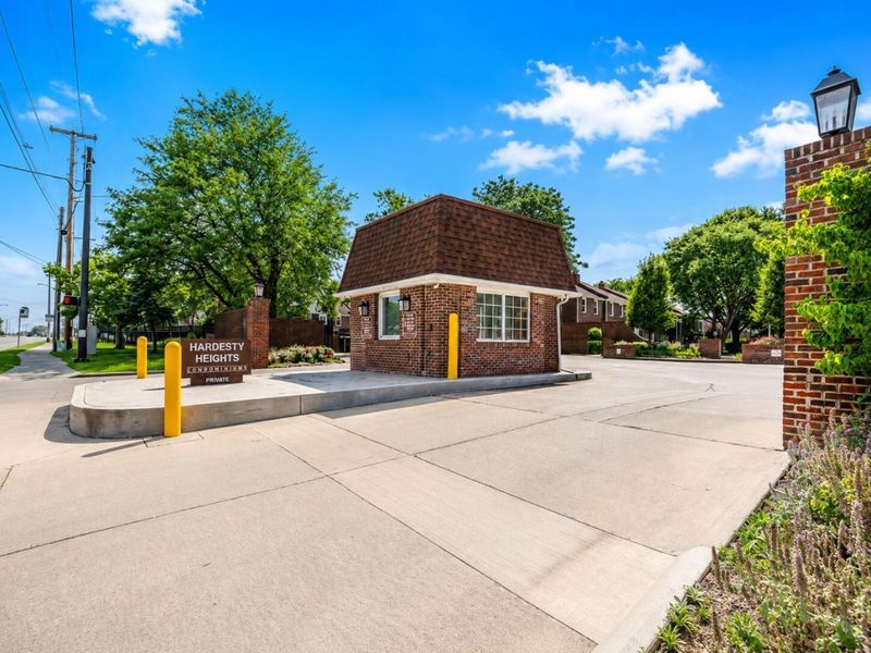 431 Pamlico Street , Unit JL8, Columbus, OH 43228 Photo 34