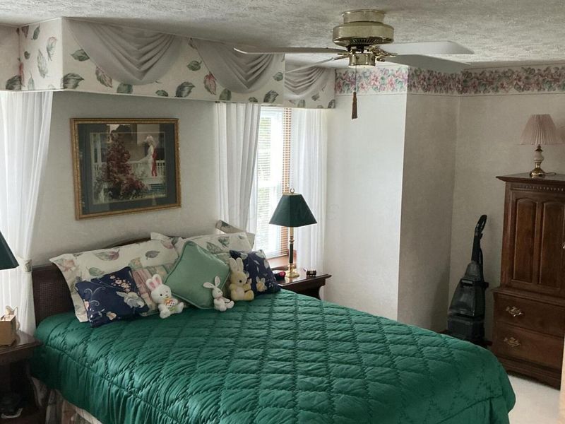 431 Pamlico Street , Unit JL8, Columbus, OH 43228 Photo 9