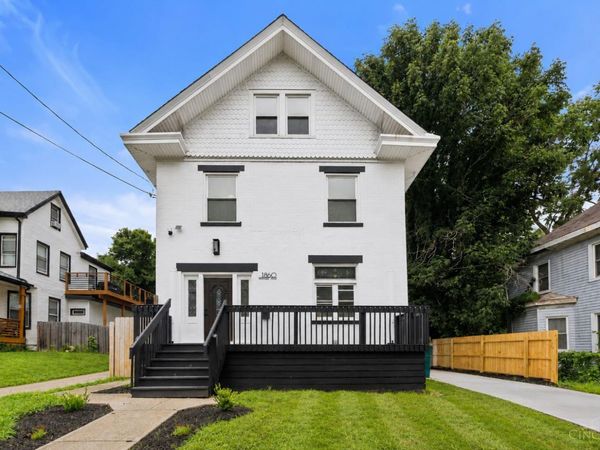 1860 Kinney Avenue, Cincinnati, OH 45207
