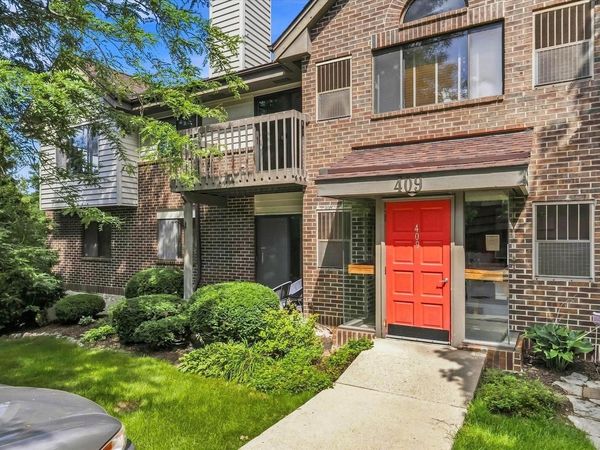 409 N Main STREET, Unit E, Thiensville, WI 53092