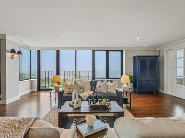 929 N Astor STREET, Unit 2706-08, Milwaukee, WI 53202