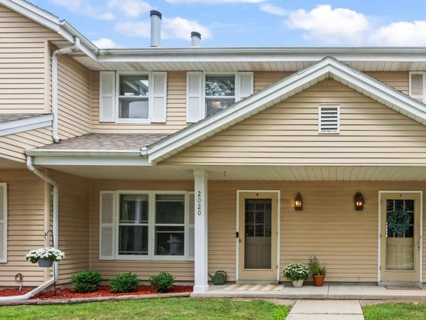 2020 Woodburn ROAD, Unit B, Waukesha, WI 53188