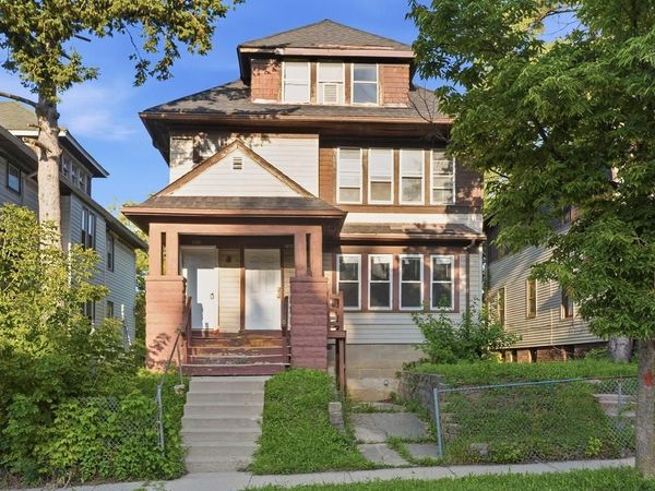 3414 N Vel R Phillips AVENUE, Unit 3416, Milwaukee, WI 53212
