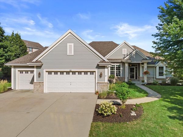 115 Howell AVENUE, Waukesha, WI 53188