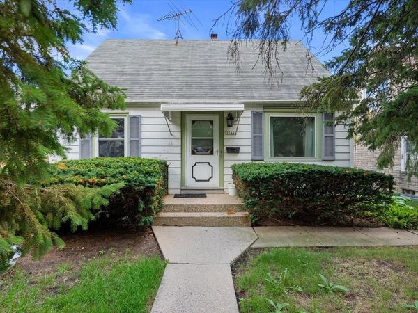 3744 S 19th STREET, Milwaukee, WI 53221