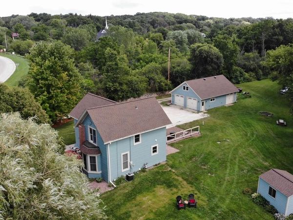 N14W28039 Silvernail ROAD, Pewaukee, WI 53072