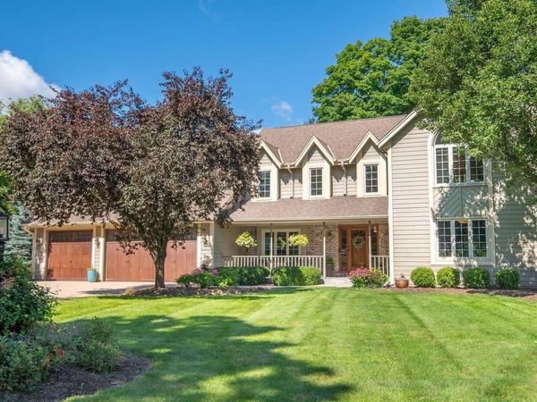 W168N10307 Wildrose LANE, Germantown, WI 53022