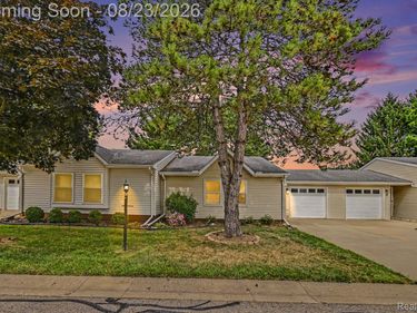 1345 Shire Court, Howell Township, Mi 48843