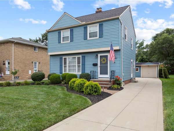 3640 W 210th Street , Fairview Park, OH 44126