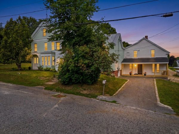 17 Oak Street , Anson, ME 04911