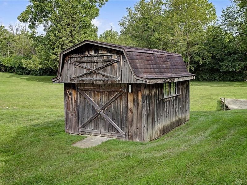 6485 Wengerlawn Road, Brookville, OH 45309 Photo 16