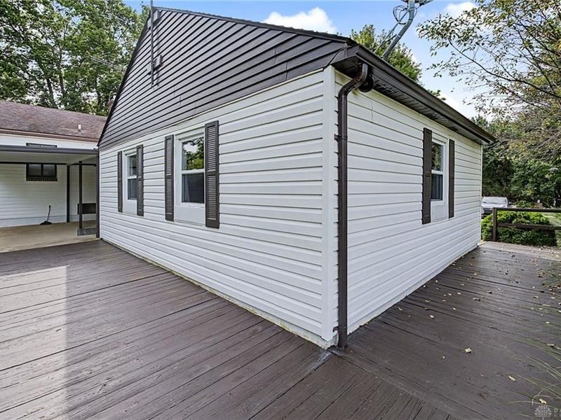 6485 Wengerlawn Road, Brookville, OH 45309 Photo 9