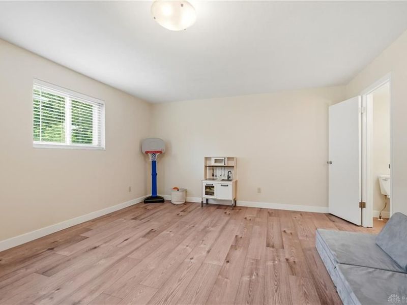 881 Lyncreek Drive, Washington Township, OH 45458 Photo 67