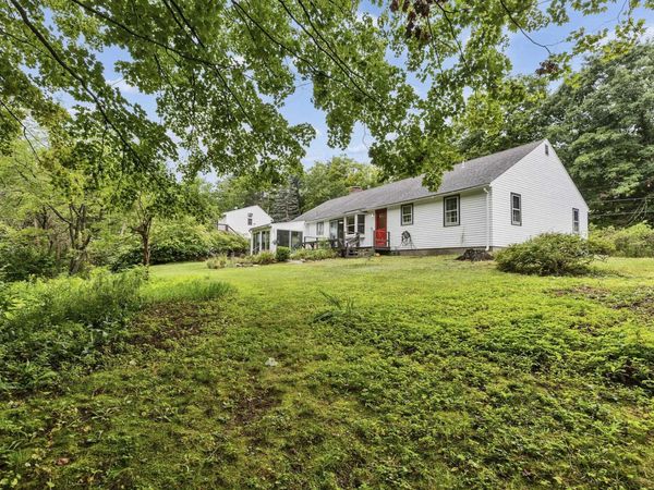311 Old Street Road, Peterborough, NH 03458