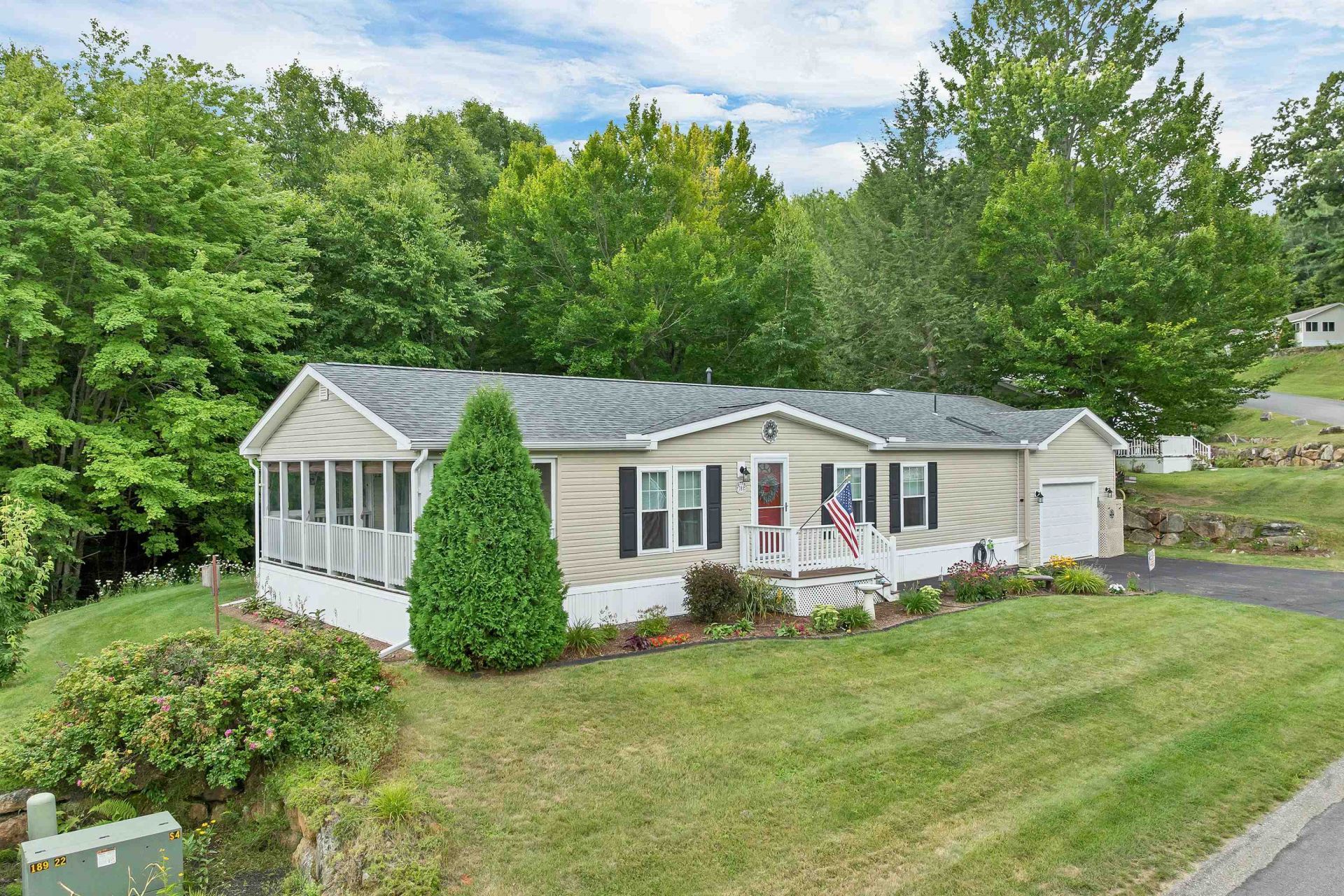 712 Darby Drive, Laconia, NH 03249 Main Photo