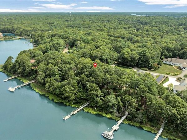 132 Bay Road, Barnstable, MA 02635