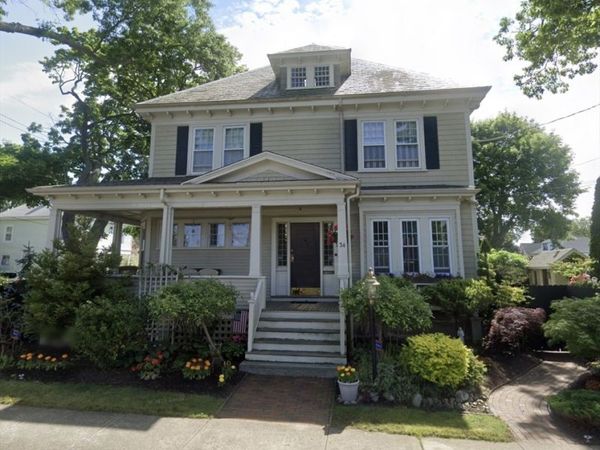 34 Rotch St, New Bedford, MA 02717