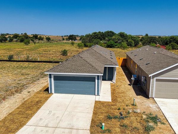 202 Pastar FLS, Seguin, TX 78155