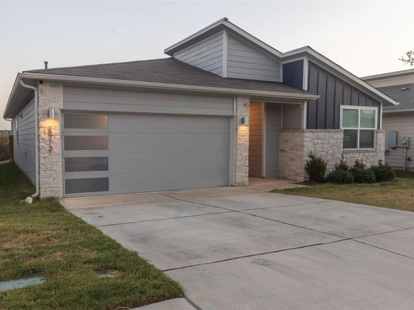 2913 Louris LN, Pflugerville, TX 78660