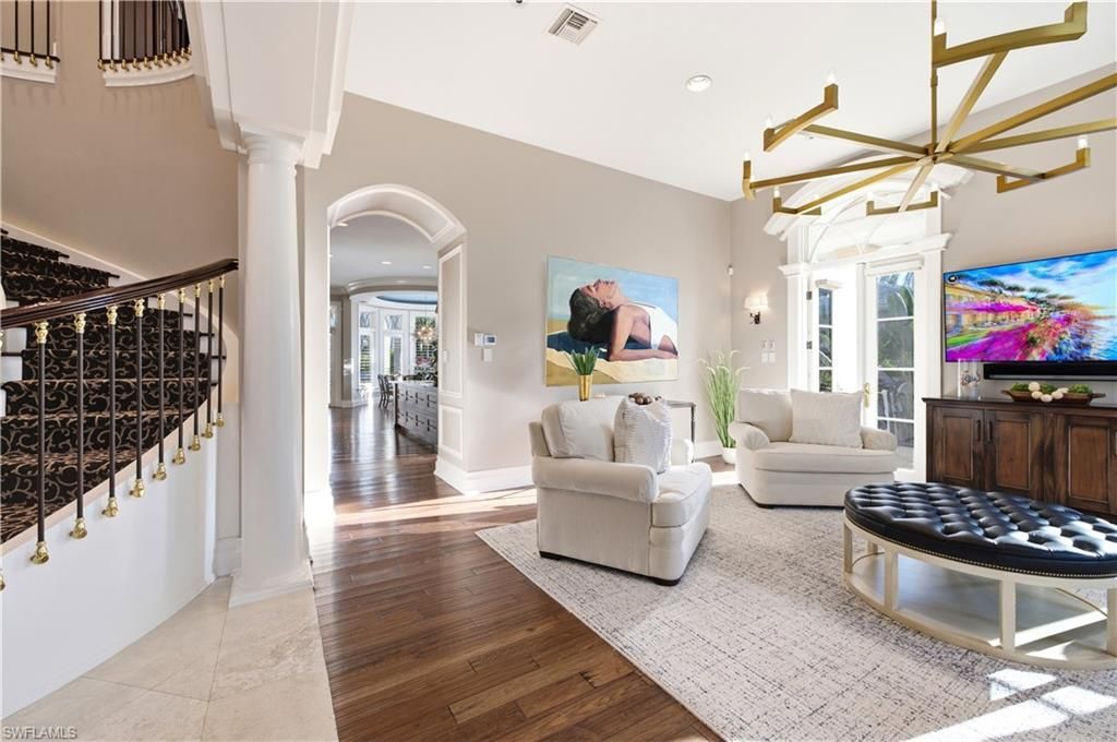 40 5th Ave S, Naples, FL 34102 Photo