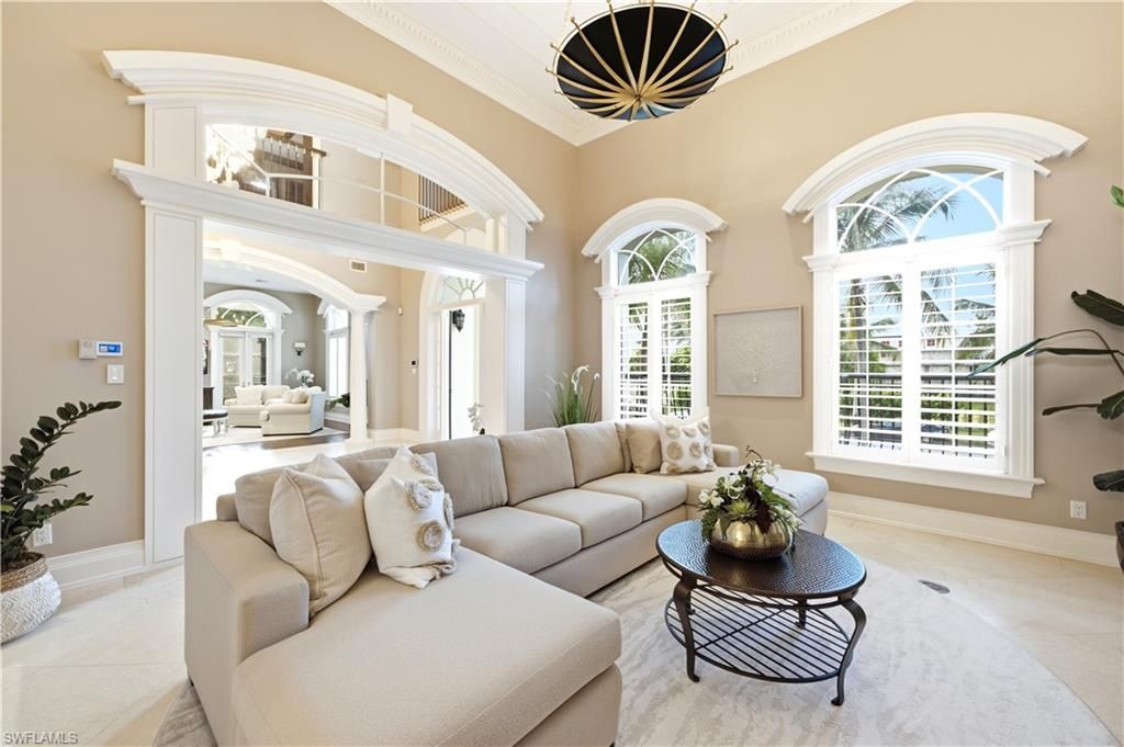 40 5th Ave S, Naples, FL 34102 Photo